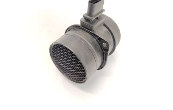 Skoda Octavia Mk2 (1Z) Mass air flow meter 03G906461C 0281002735 17183295