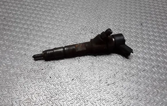 Fuel injector