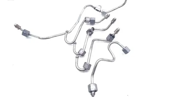 Mercedes-Benz Vito Viano W447 Fuel injector supply line/pipe R9M503