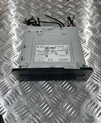 Audi A4 S4 B9 Ignition key card reader 8W0035192B