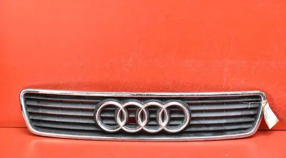 Audi A4 S4 B5 8D Front grill 8D0853651