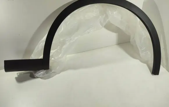 Maserati Levante Fender trim (molding) 670089060 670107409