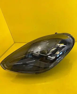 Porsche Panamera (971) Headlight/headlamp 971941031F