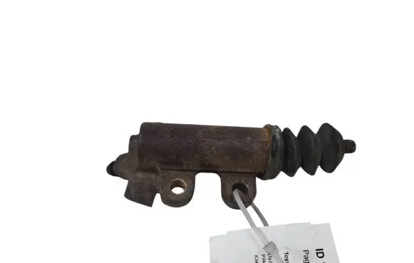 Clutch master cylinder