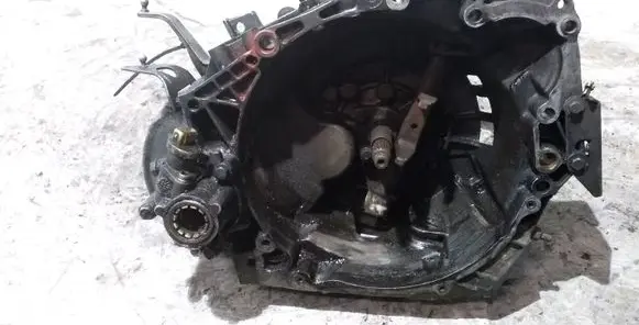 Peugeot 406 Manual 5 speed gearbox 20CM02
