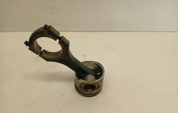 Mercedes-Benz C W205 Piston with connecting rod 65100 21090 8348Y