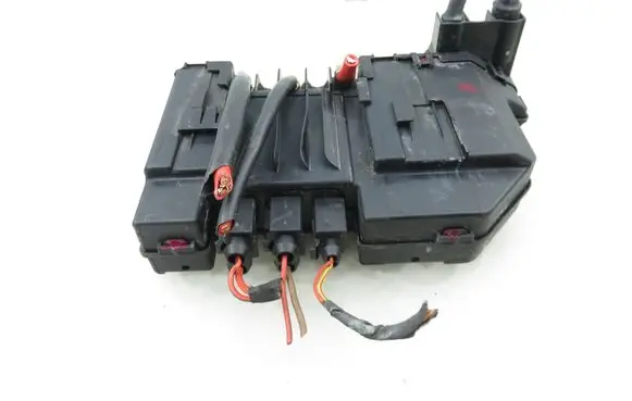Mercedes-Benz S W221 Battery relay fuse 2215400750