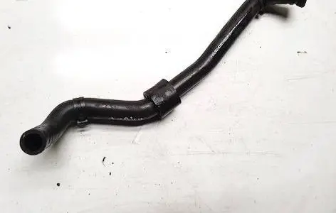 Volkswagen PASSAT B6 Engine coolant pipe/hose 