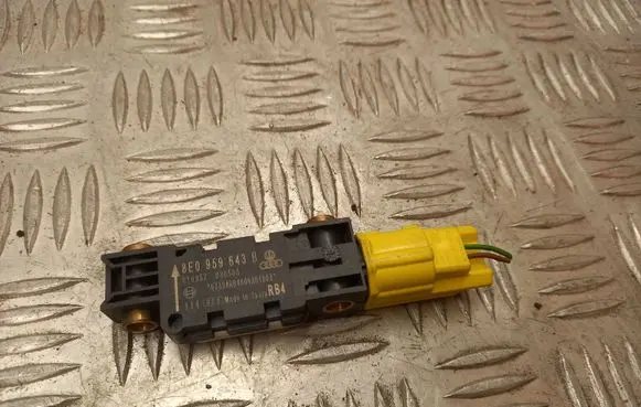 Audi A4 S4 B7 8E 8H Airbag deployment crash/impact sensor 8E0959643B