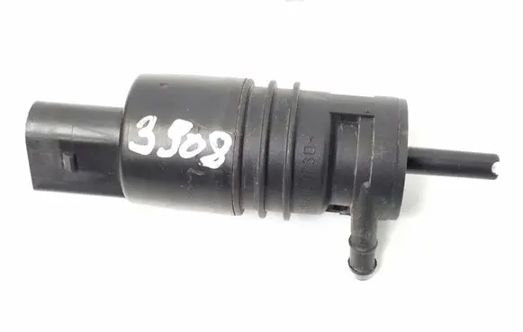 Mercedes-Benz E C207 W207 Windscreen/windshield washer pump A2218690121
