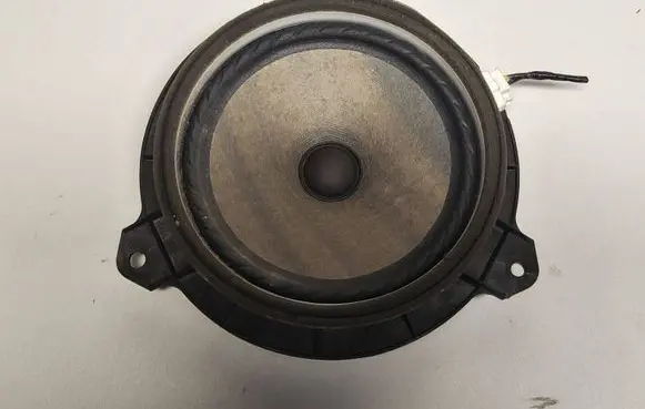 Toyota Prius (XW20) Rear door speaker 861602B580