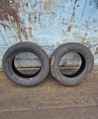 Subaru Forester SG R16 winter/snow tires with studs 2156016