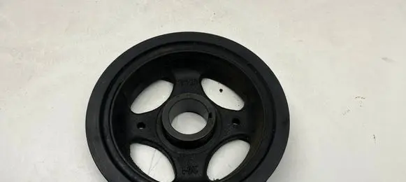Toyota Avensis T250 Crankshaft pulley 134080R011