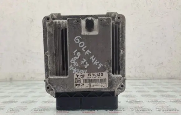 Volkswagen Golf V Engine control unit/module 03G906016CB