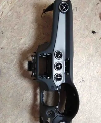 Mercedes-Benz GLA W156 Dashboard