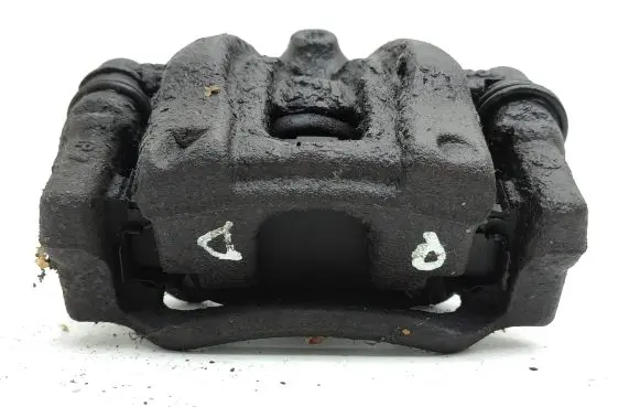Honda CR-V Rear brake caliper