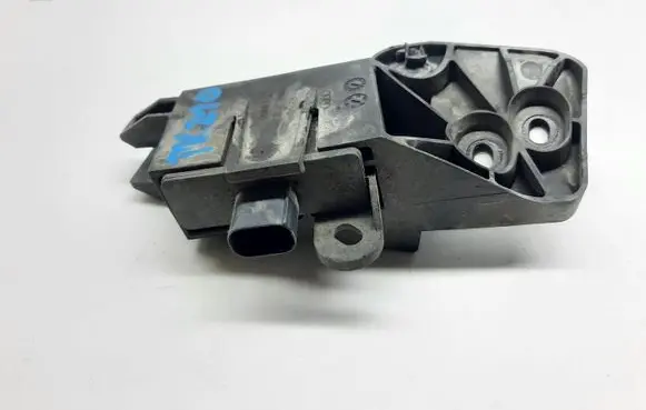 Audi Q5 SQ5 Air intake duct part 4S0810675B