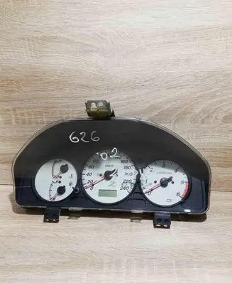 Mazda 626 Speedometer (instrument cluster) 20228155141