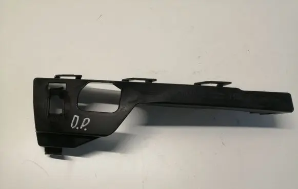 Ford Focus Front bumper mounting bracket 4M5117E857AC
