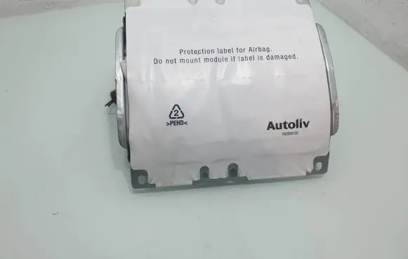 Volvo C30 Passenger airbag 8623351