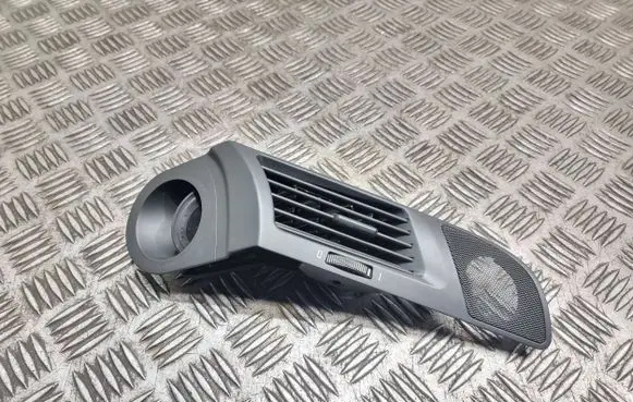 BMW 5 E39 Dashboard side air vent grill/cover trim 8391174 1329901