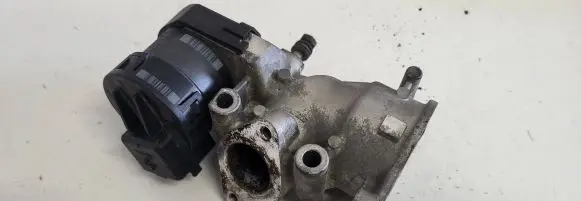 Ford Focus C-MAX EGR valve 100096
