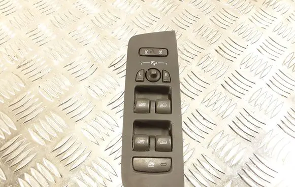 Volvo V40 Electric window control switch 31376495