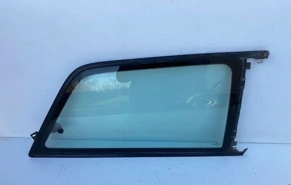 Audi A3 S3 8L Rear side window