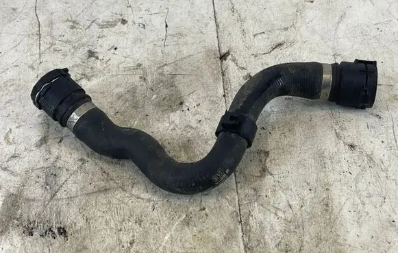 Opel Insignia B Engine coolant pipe/hose 39087134