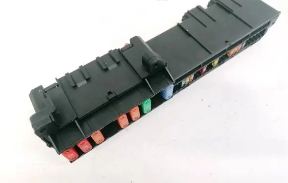 BMW 5 E60 E61 Fuse box set 6114695733002 15713290