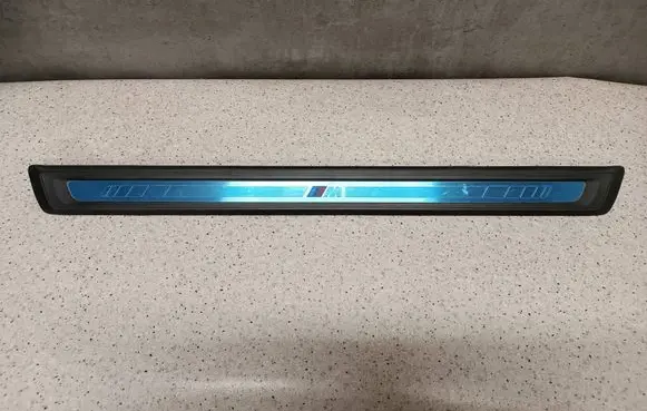 BMW 4 G22 G23 G24 G26 Front sill trim cover 8077315