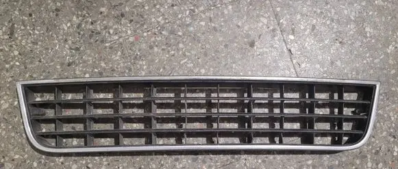 Audi A6 S6 C5 4B Front grill 4B0807683L DN13074