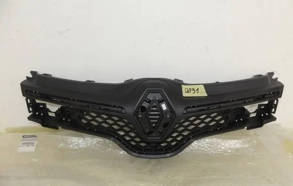 Renault Twingo III Front bumper upper radiator grill 622566433R