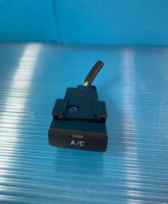 Toyota Corolla E120 E130 Air conditioning (A/C) switch 153635