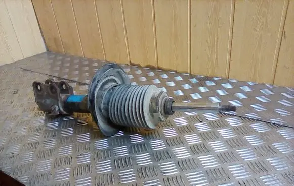 Chrysler PT Cruiser Front shock absorber/damper 290870