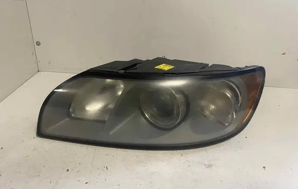 Volvo V50 Headlight/headlamp 30698885 0301198203