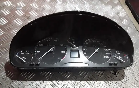 Peugeot 607 Speedometer (instrument cluster) 9629598280