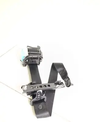 Mercedes-Benz B W246 W242 Front seatbelt A2468602685