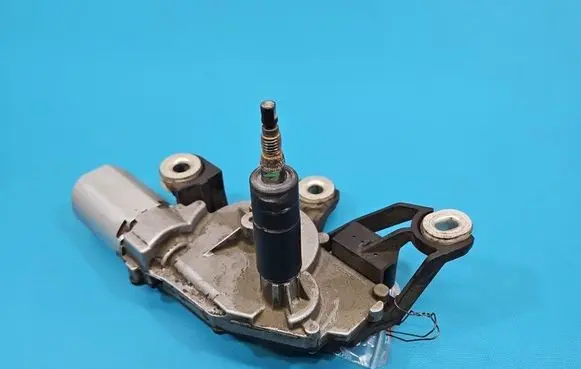 Volkswagen Caddy Rear window wiper motor 0390201218 IMPRK1600415