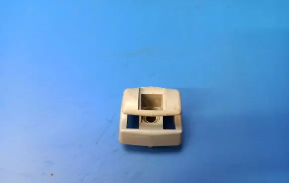 Sun visor clip/hook/bracket