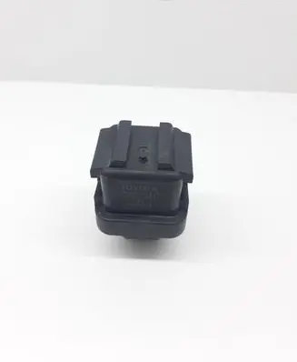 Toyota RAV 4 (XA30) Glow plug pre-heat relay 2861067010 1567000671