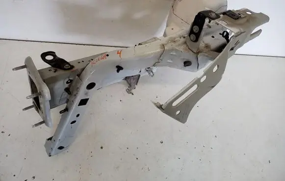 Ford Kuga III Front quarter panel 