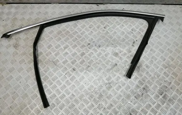 Audi e-tron Front door trim (molding) 4KE837431B