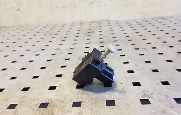 Clutch pedal sensor