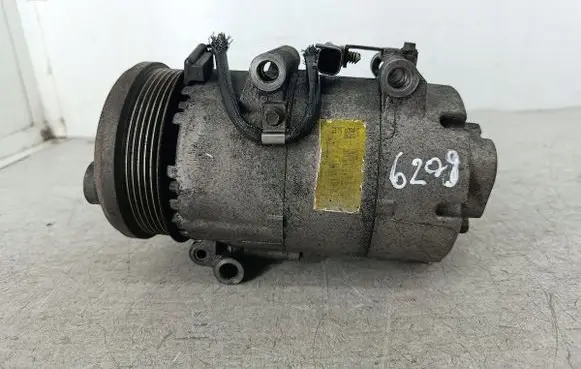 Ford C-MAX I Air conditioning (A/C) compressor (pump) 