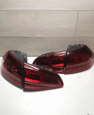 Volkswagen Golf VII Rear/tail lights 5G0945207 81230101 5G0945208
