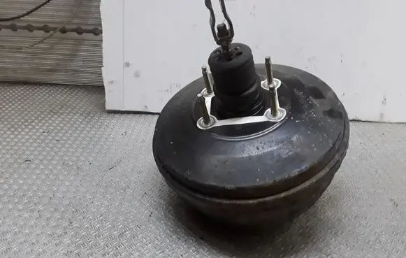 Subaru Outback Brake booster