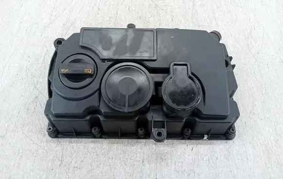 Volkswagen PASSAT B6 Rocker cam cover 