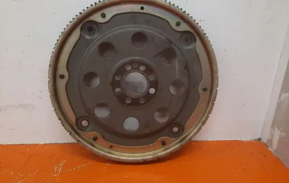 Nissan Pathfinder R50 Flywheel