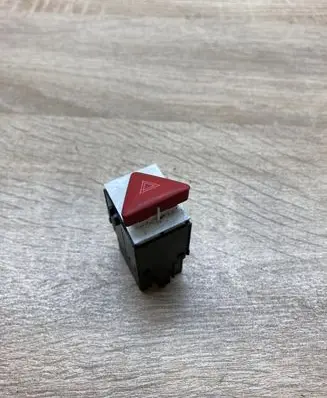 Volkswagen PASSAT B6 Hazard light switch 3C0953509